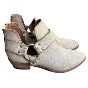 Frye Ray Harness Distressed  WOMEN'S 6.5 M White Suede Leather  Boots